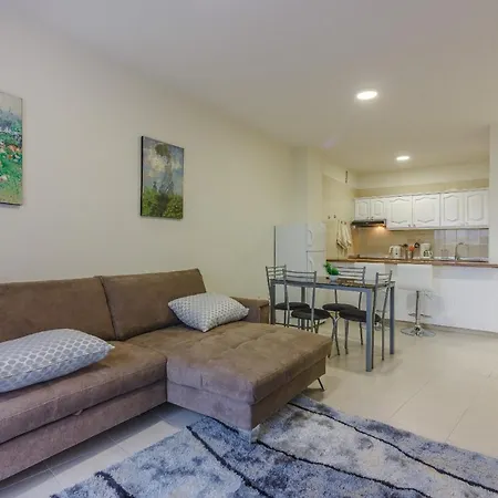 Seguro Spacious With Roomy Terrace Daire Puerto de Santiago (Tenerife)